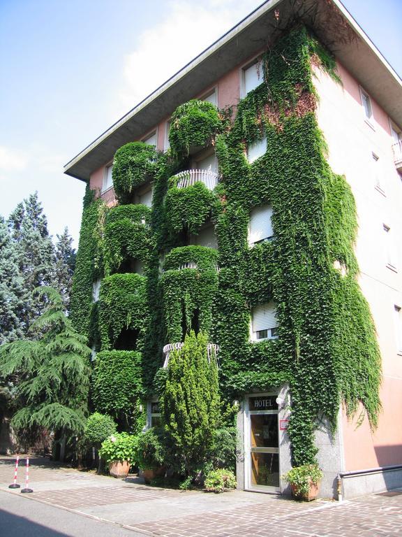 Hotel Fiesta Казалпустерлинго Екстериор снимка